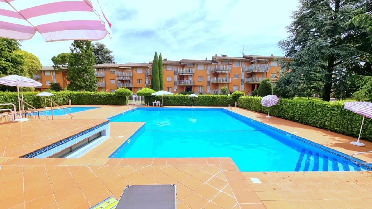 Appartamento Peschiera Peschiera del Garda Phòng bức ảnh